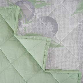 Sensory Bloom Colorsplash extremely Cozy Lilac Quilt