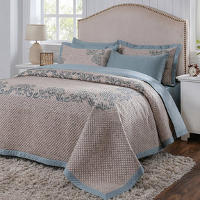 Classical Ornate Seamless Scroll Quilt/Quilted Bed Cover Blue