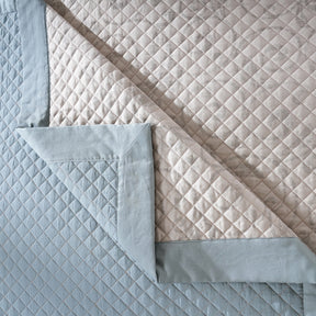 8pcs Quilt/Qulited Bed Cover Set Blue Classical Ornate Seamless Scroll