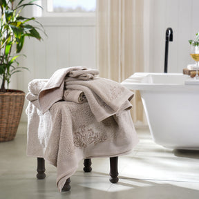 Classic Trope Embroidery 100% Cotton Towel Set Neutral