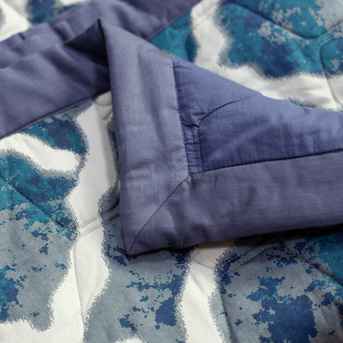 Nouveau Tradition Form Replay Blue Quilt