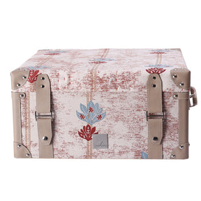 Nouveau Tradition Water Lily Red Quilt Set