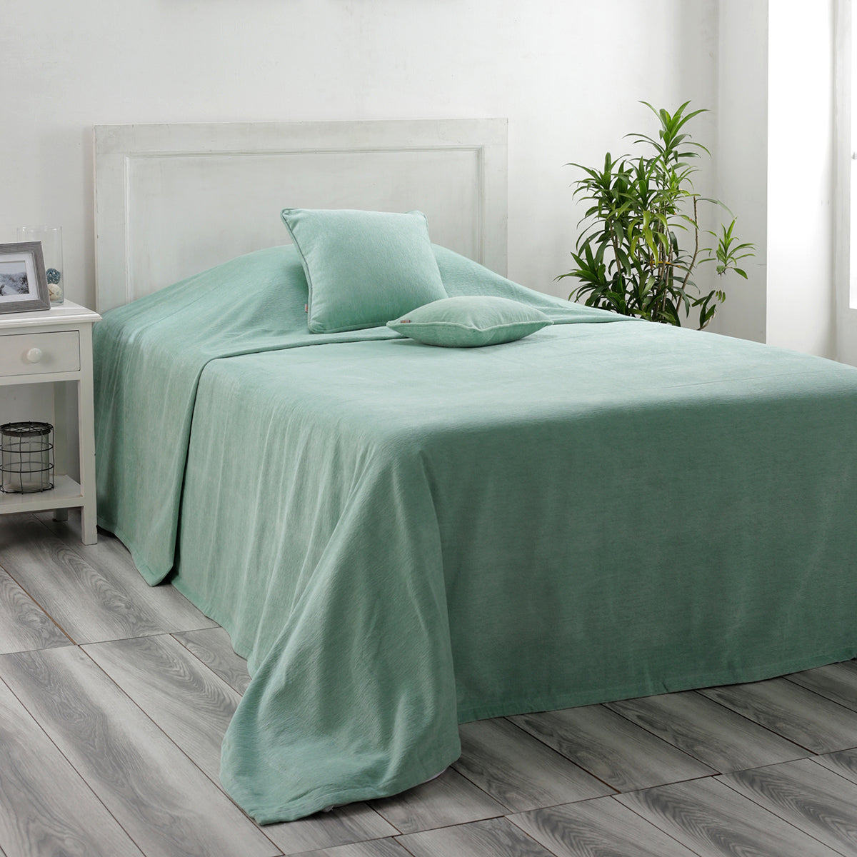 Jessica 100% Cotton Solid Woven Super Soft Dusty Jade Green Bed Cover/Blanket