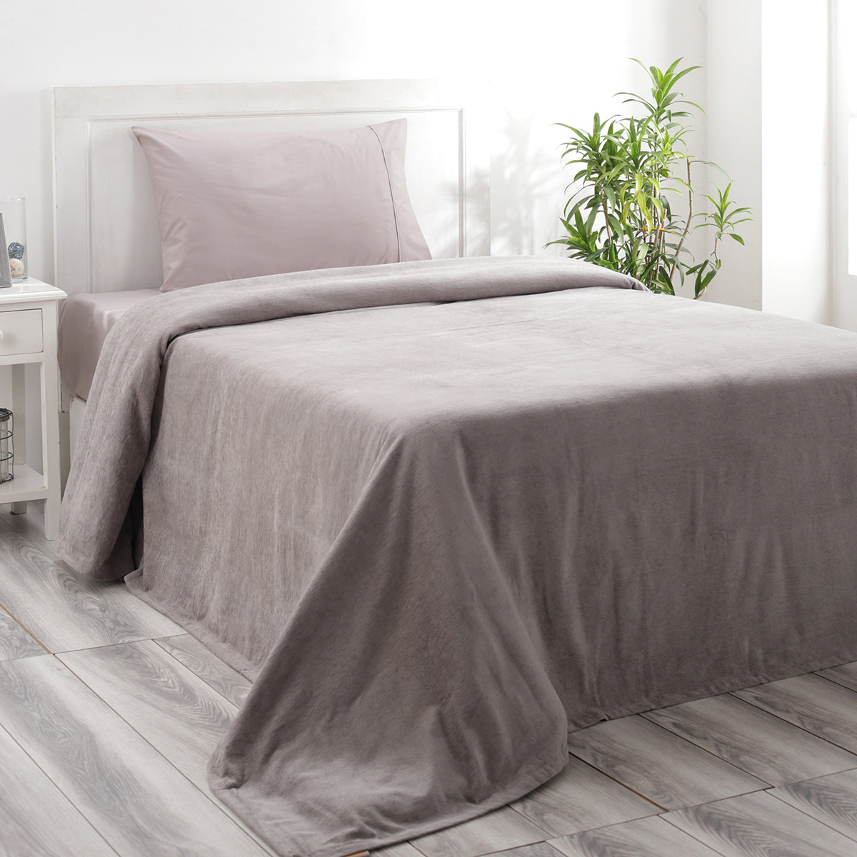 Jessica 100% Cotton Solid Woven Super Soft Wild Dove Bed Cover/Blanket
