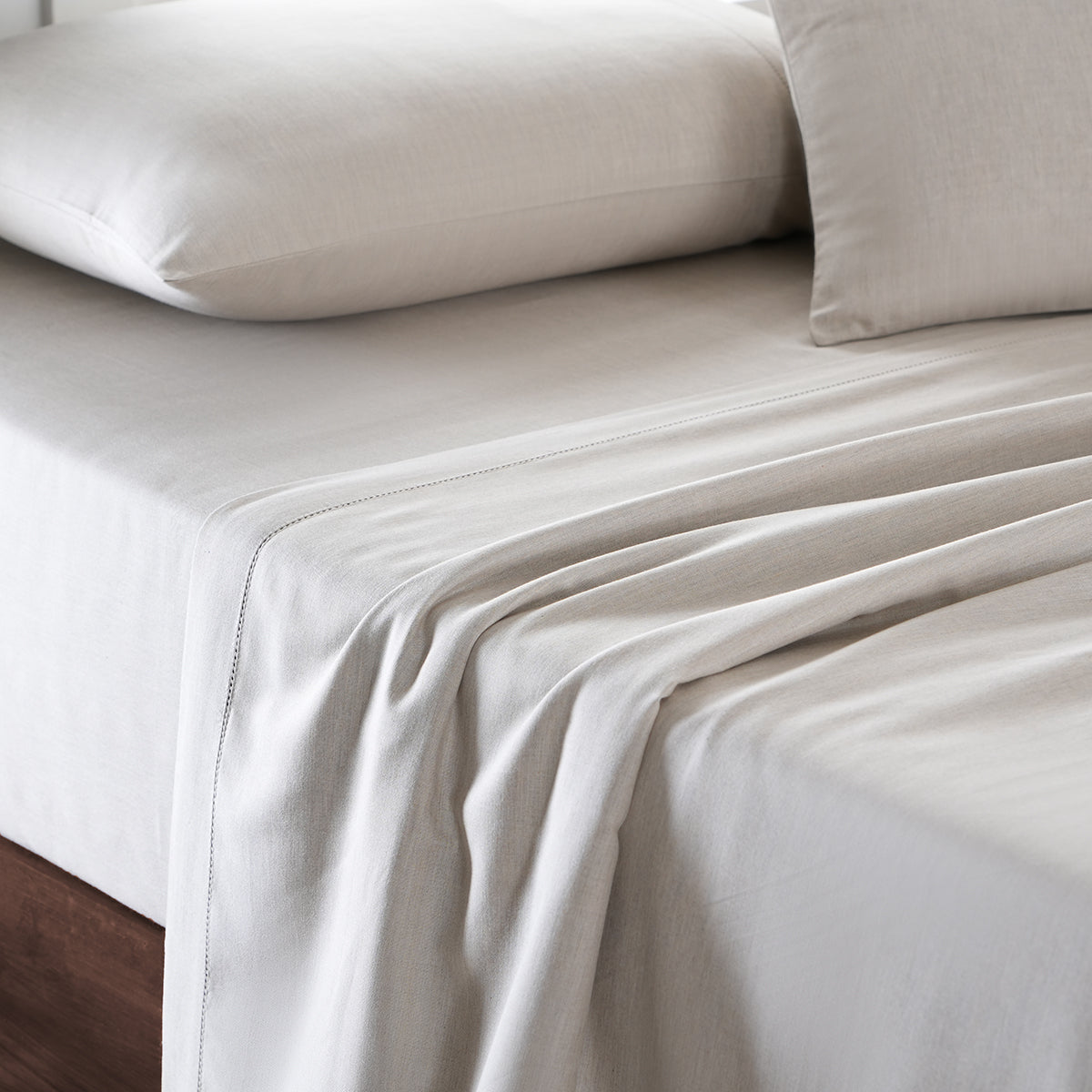 Emmie Made With Egyptian Cotton Ultra Soft Light Beige Bed Sheet
