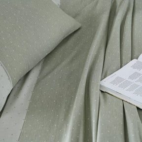 Muted Dot Reversible Made With Egyptian Cotton Ultra Soft Green Bed Sheet with Pillow Case