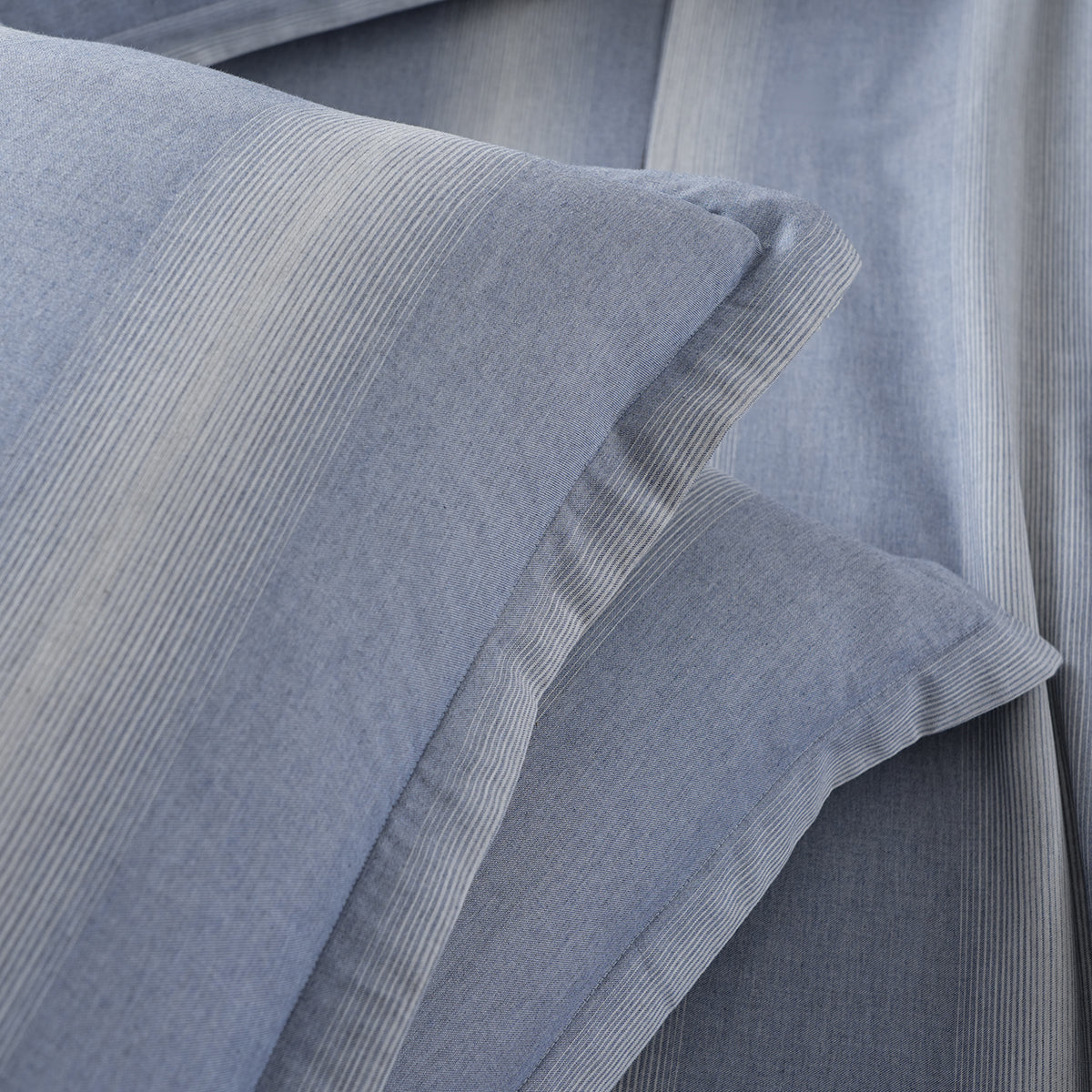 Rhythmic Stripe Reversible Made With Egyptian Cotton Ultra Soft Classic Blue/Grey Marble Bed Sheet Set