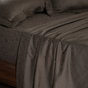Scroll Self Jacquard 100% Cotton Ultra Soft Bed Sheet With Pillow Covers