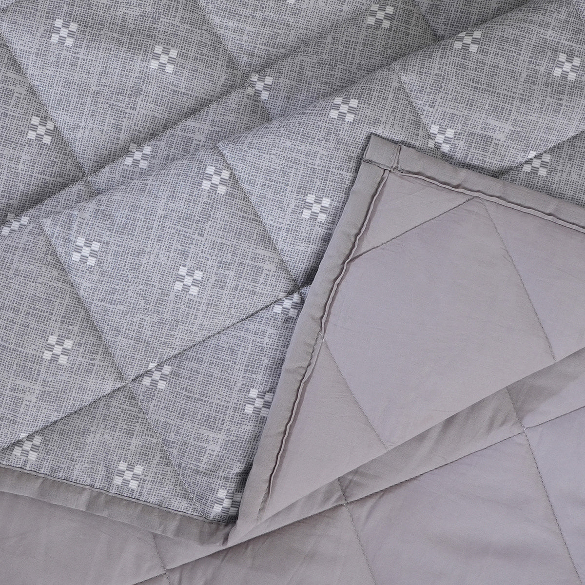 Hermosa Botanic Bloom Artisanal Aura 4Pcs Grey Quilt Set