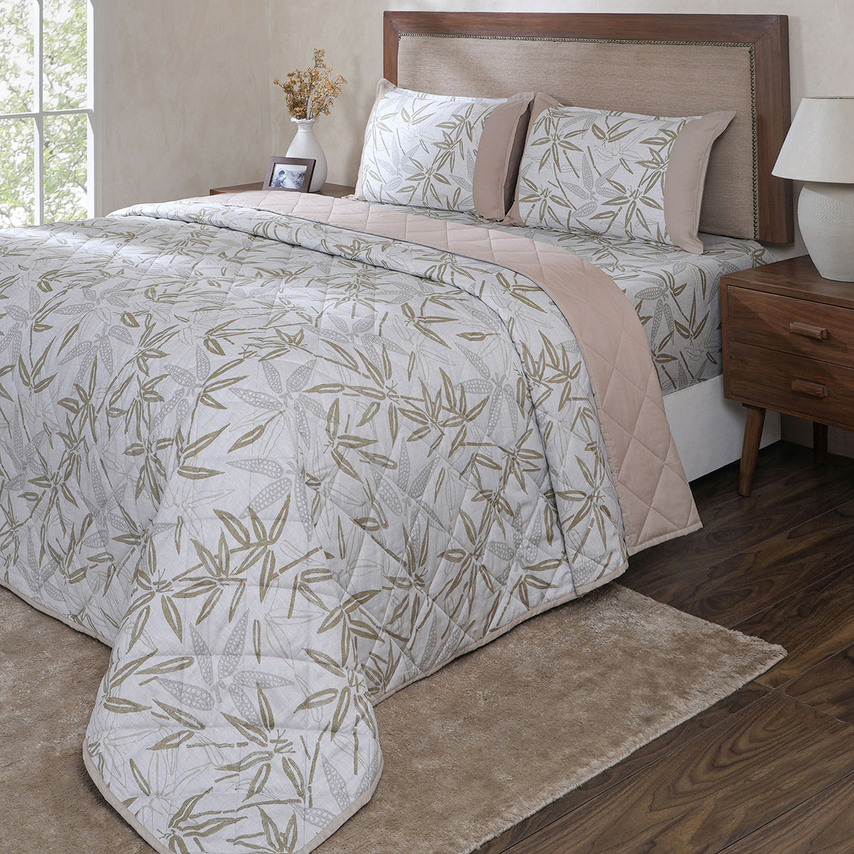 Hermosa Botanic Bloom Bamboo Breeze 4Pcs Beige Quilt Set
