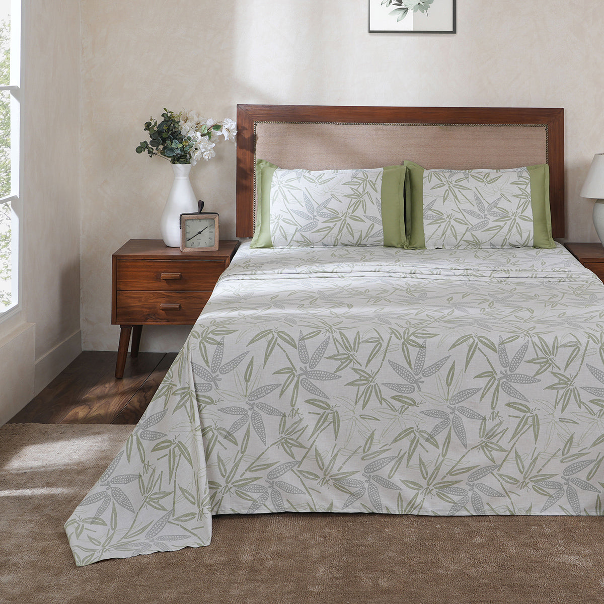Hermosa Botanic Bloom Bamboo Breeze 100% Cotton Printed Bedsheet with Pillow Case Green
