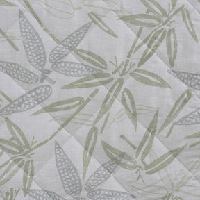 Hermosa Botanic Bloom Bamboo Breeze Quilt Green