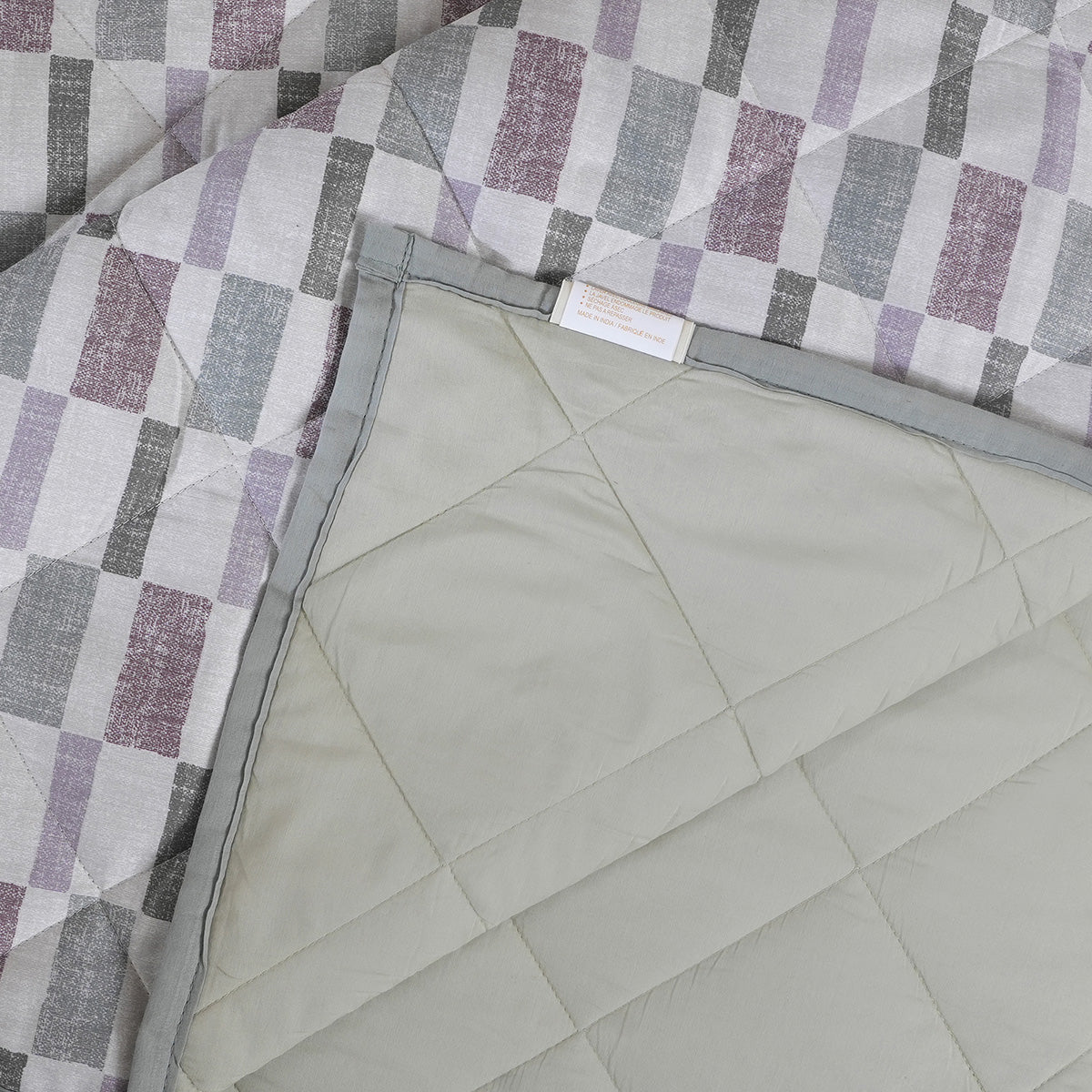 Hermosa Botanic Bloom Tactual Quilt Twilight Green
