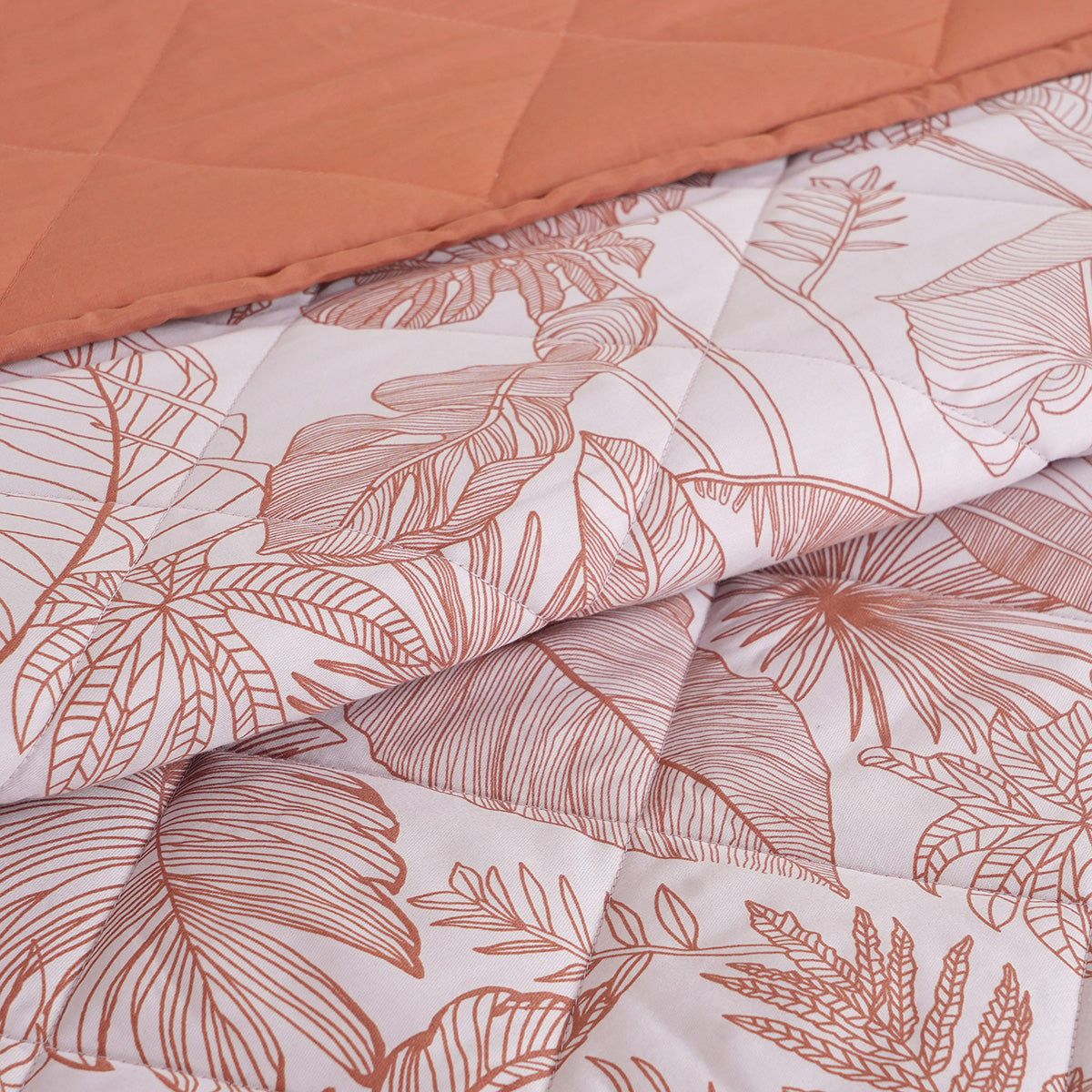 Hermosa Botanic Bloom Verlina Quilt Rust