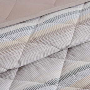 Hermosa Botanic Bloom Wovelle Quilt Marzipan