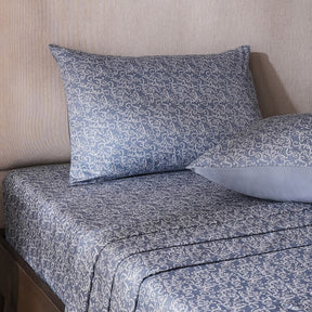 Ornamental Elegance Splendid 100% Cotton Bedsheet with Pillow Case Blue