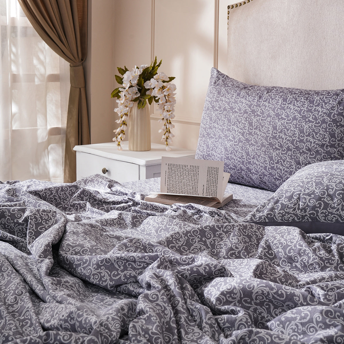 Ornamental Elegance Splendid 100% Cotton Bedsheet with Pillow Case Purple