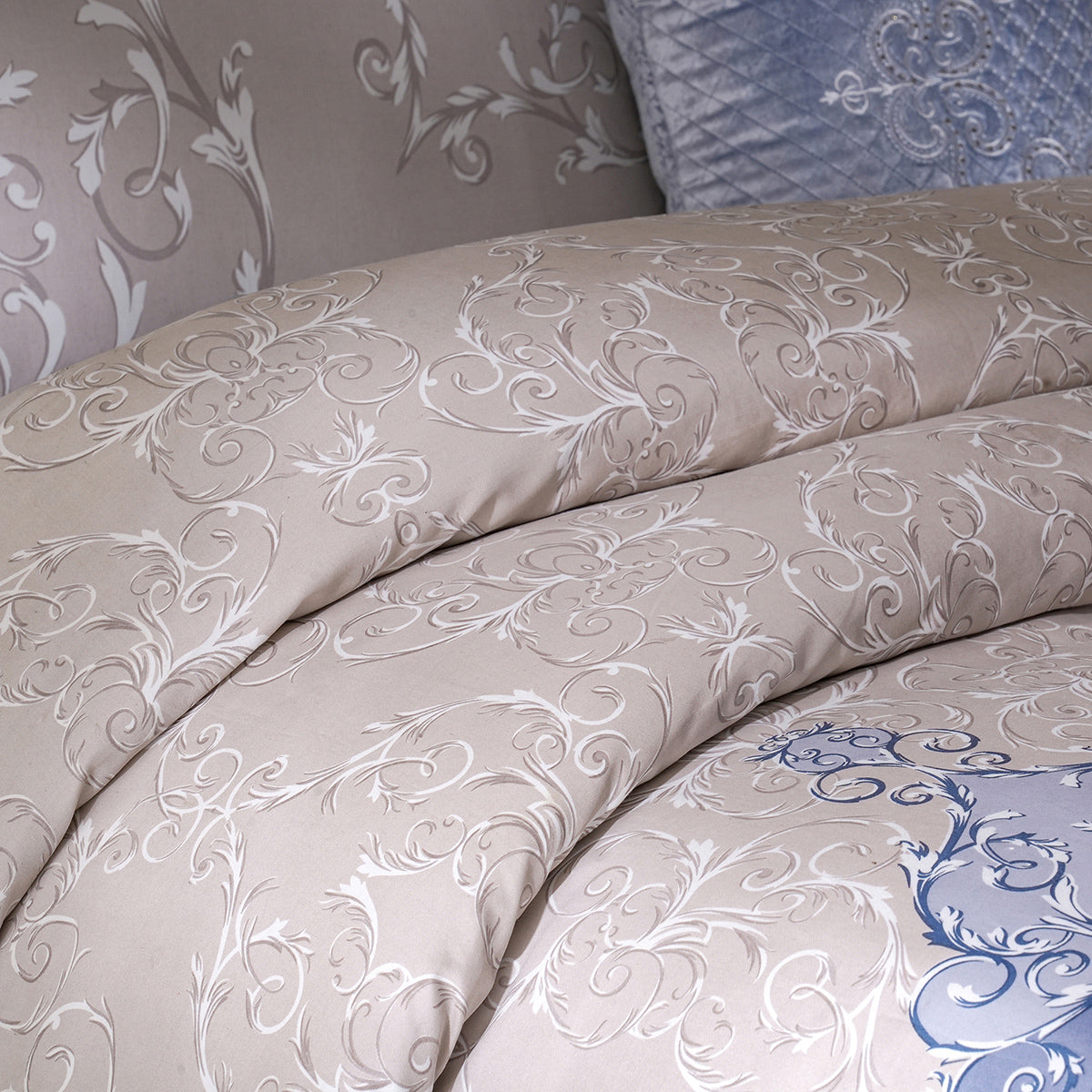 Ornamental Elegance Coronet 8Pcs Duvet Cover Set Blue