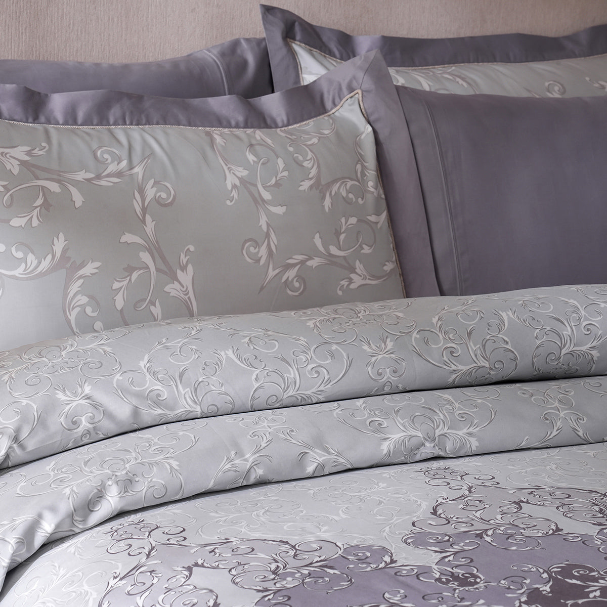 Ornamental Elegance Coronet 100% Cotton Duvet Cover with Pillow Case Purple