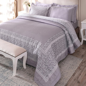 Ornamental Elegance Splendid Quilt/Quilted Bed Cover Purple