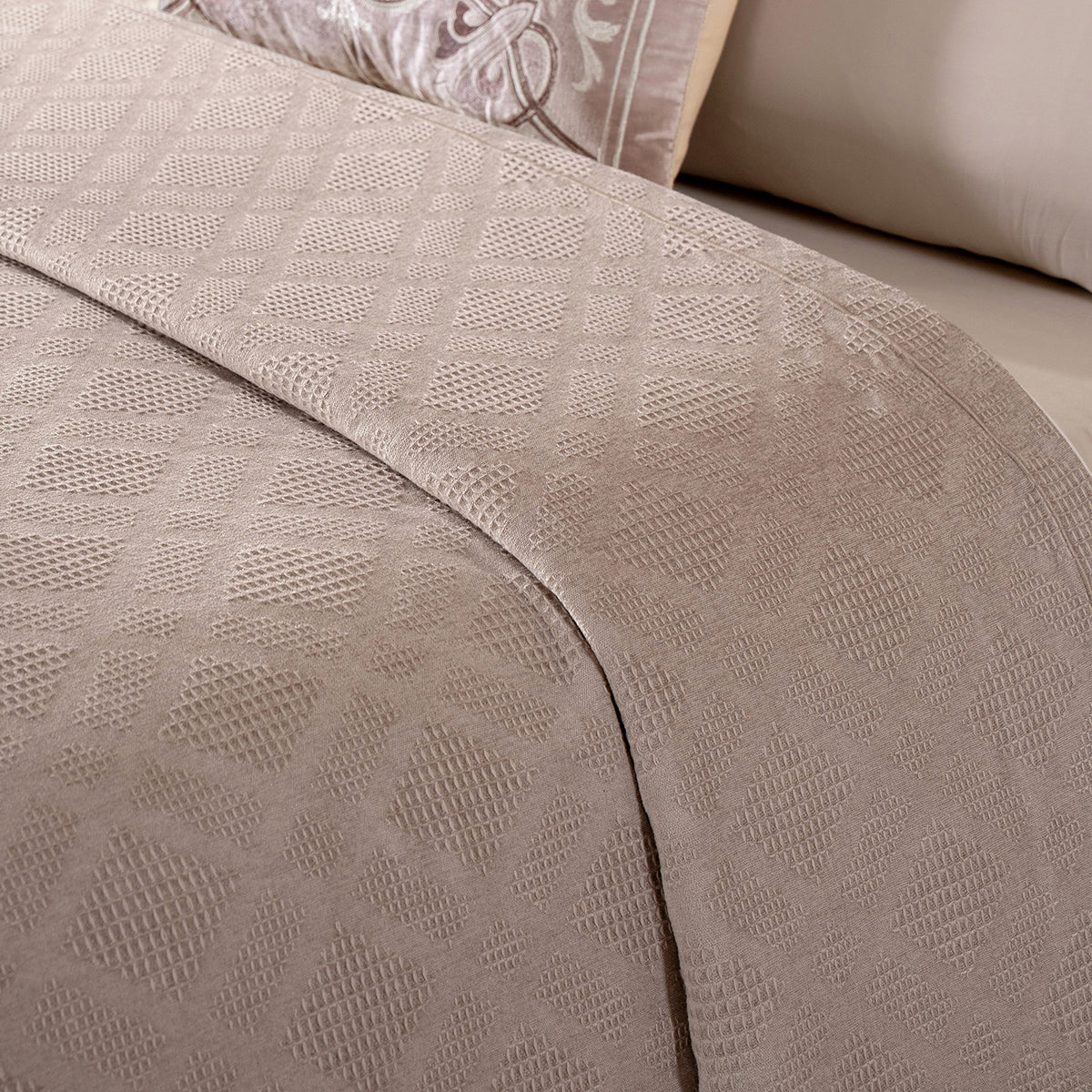 Ornamental Elegance Flip Flop Self Texture Beige Bed Cover/Bed Spread