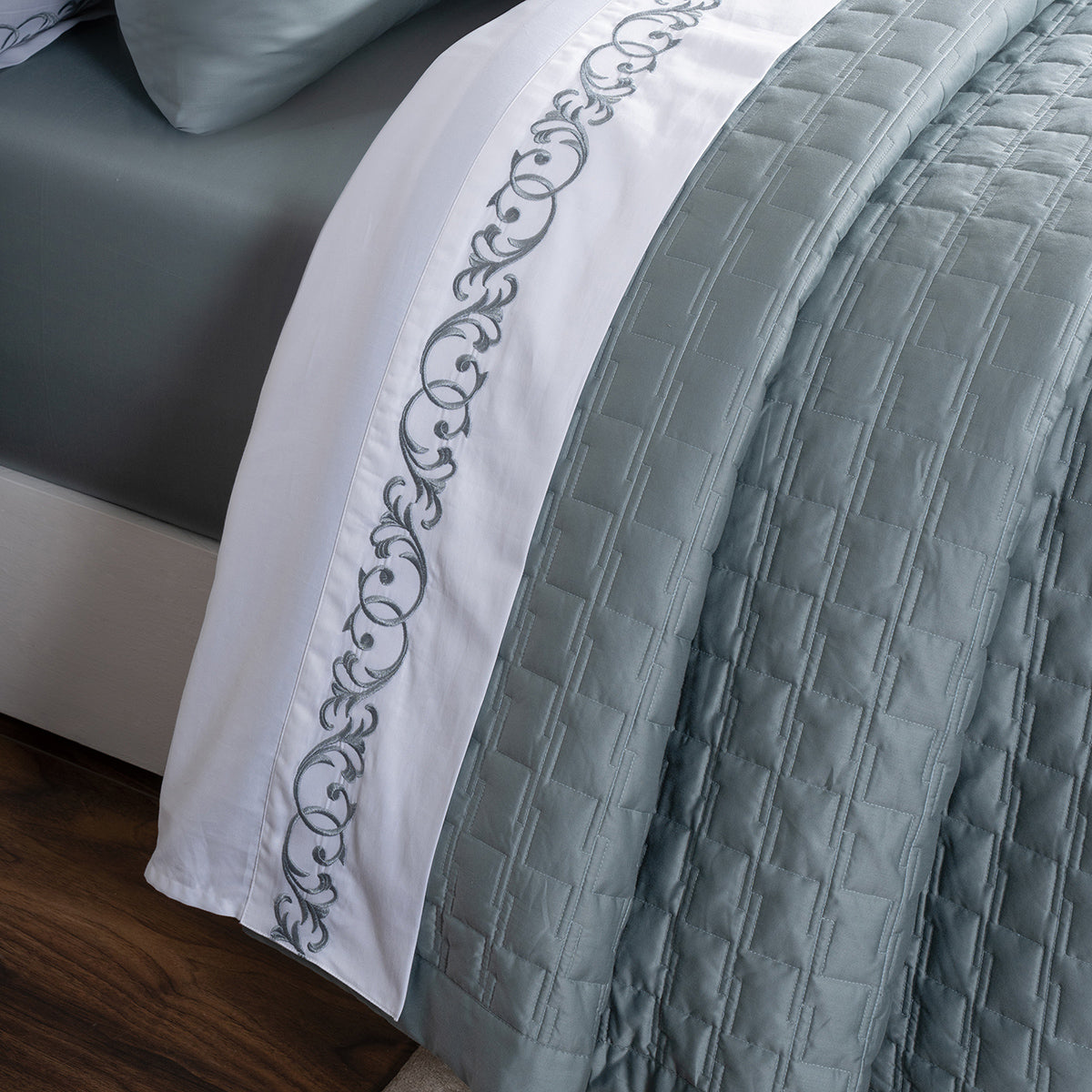 Chester Luxica Arona 11Pc Quilt/Quilted Bed Cover Set