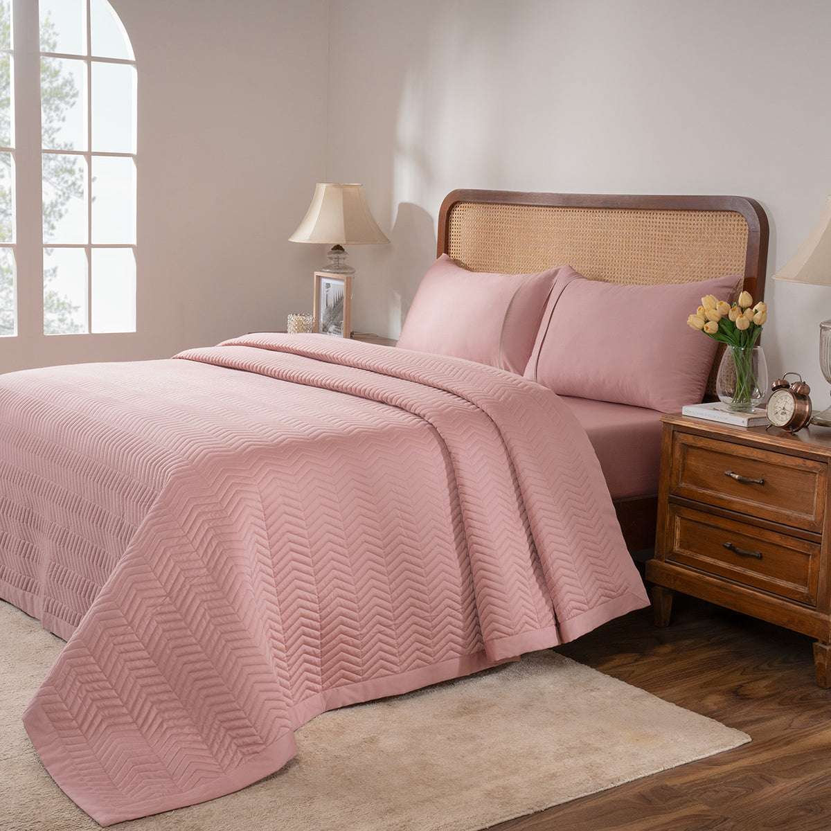 Colorart Penelope AC Quilt Set/Quilted Bed Cover Set/Comforter Misty Rose