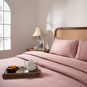 Colorart Penelope AC Quilt Set/Quilted Bed Cover Set/Comforter Misty Rose