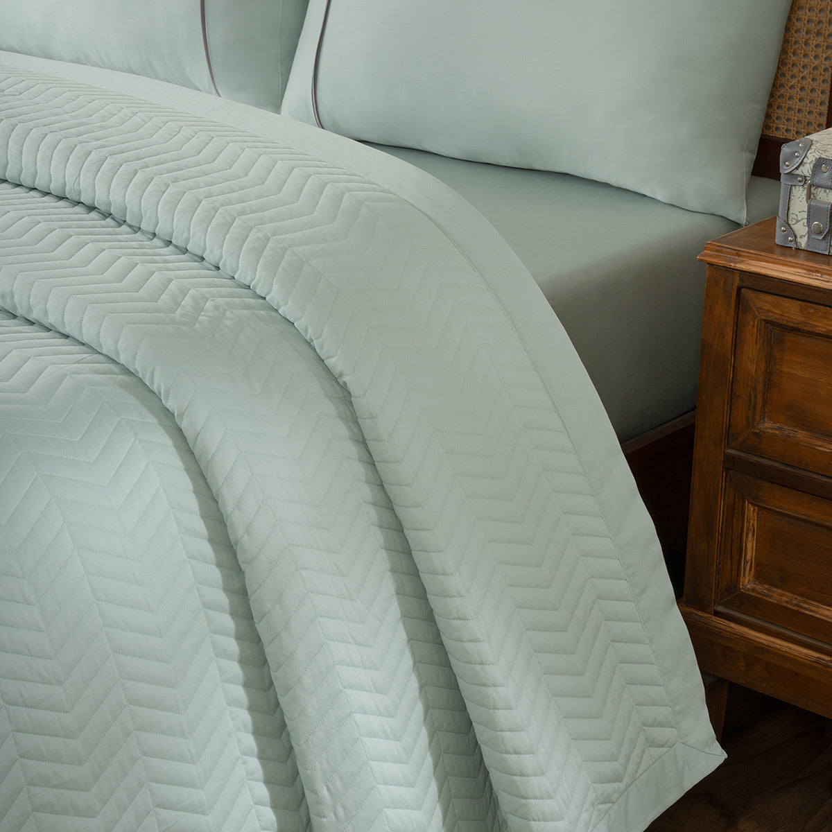 Colorart Penelope AC Quilt Set/Quilted Bed Cover Set/Comforter Misty Aqua