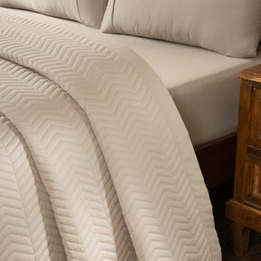 Colorart Penelope AC Quilt Set/Quilted Bed Cover Set/Comforter Sandshell
