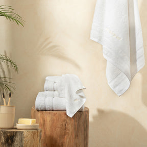 Bamboo 6PC Towel Set Extra Luxury and Super Softness with anti lint treatment Serene Haven Amor White