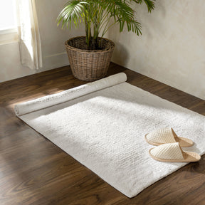 100% Tencel™ Luxurious soft and highly absorbent Bath Mat Ecolux Serene Haven White