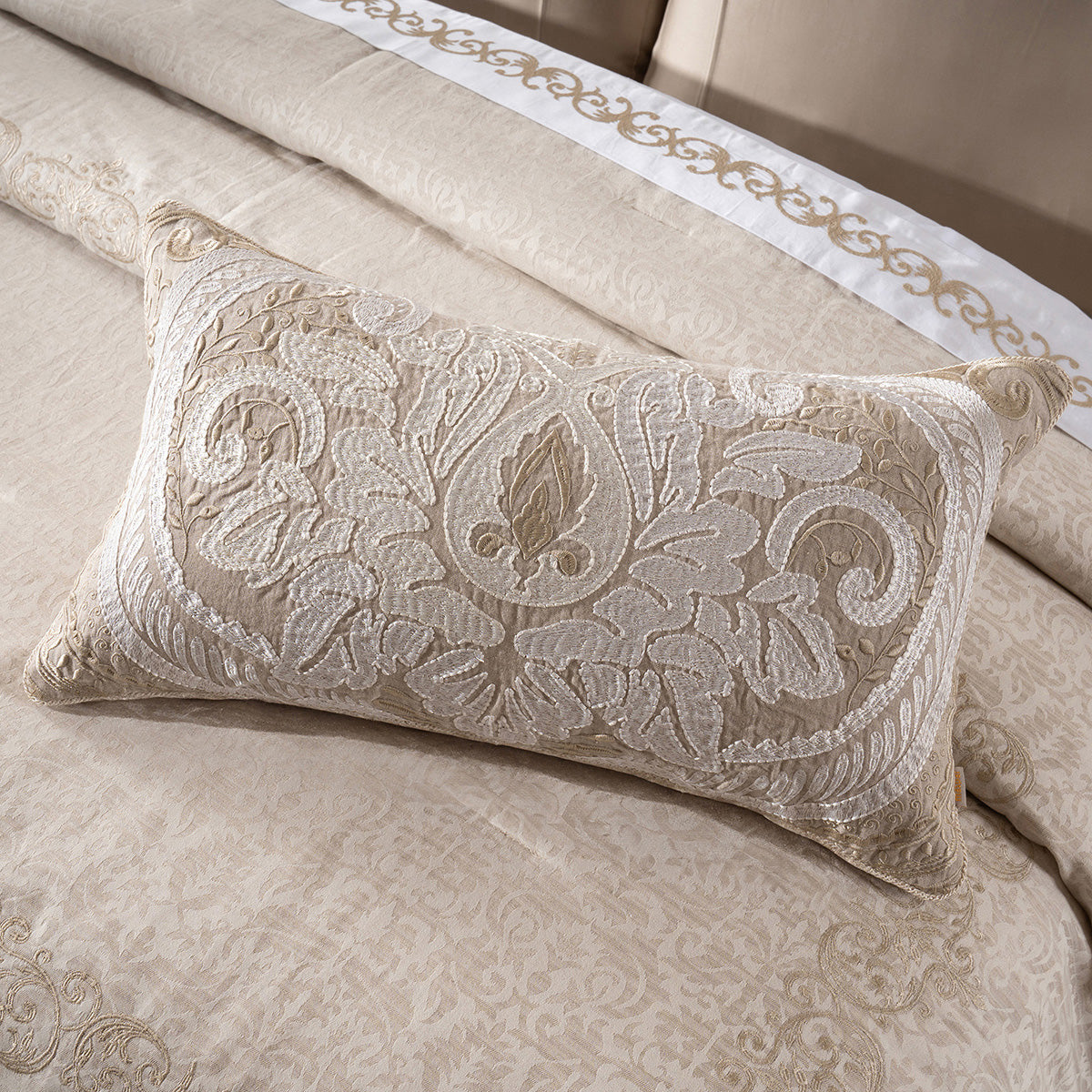 Luxe Elegance Twist Damask 10 Pcs Quilt Set Silver Grey