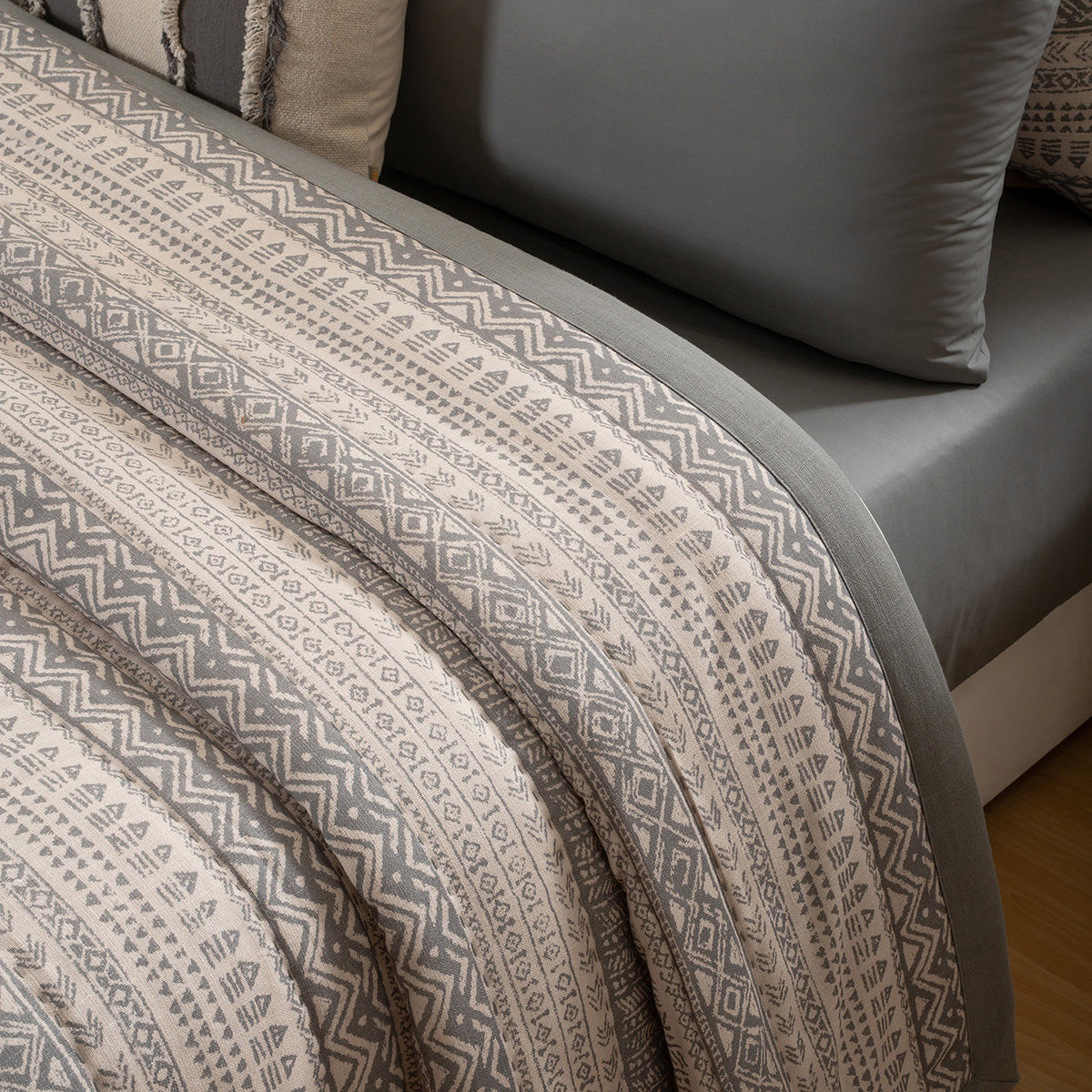 Quilt Set Grey Patternity Print 11Pcs Set Rurban Transit