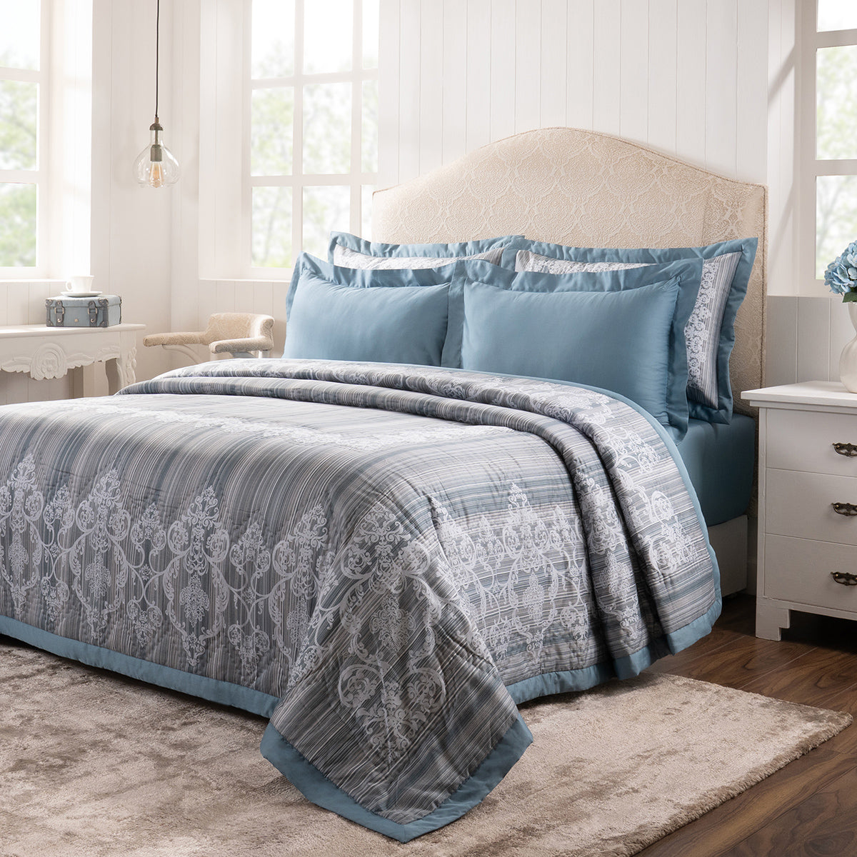 Quilt 100% Cotton Blue Veloura Imperial Grace