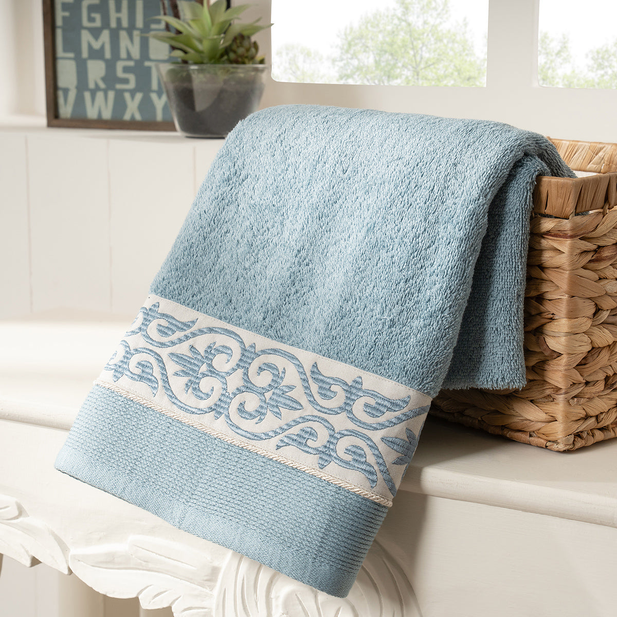 Towel 100% Cotton Blue Lacette Imperial Grace