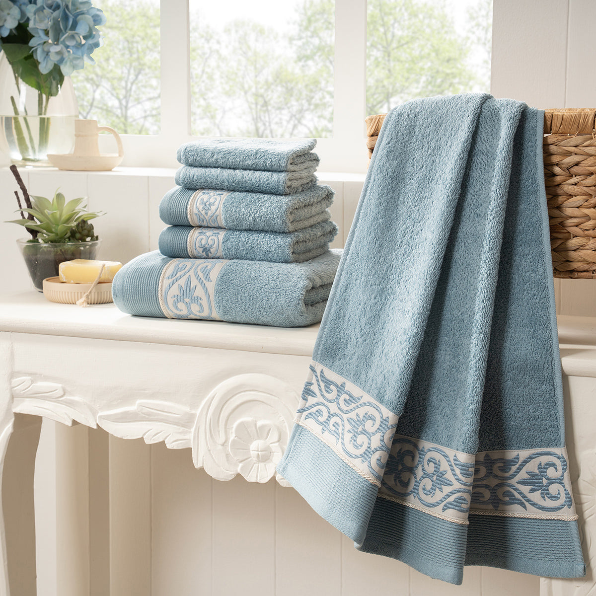 Towel 100% Cotton Blue Lacette Imperial Grace