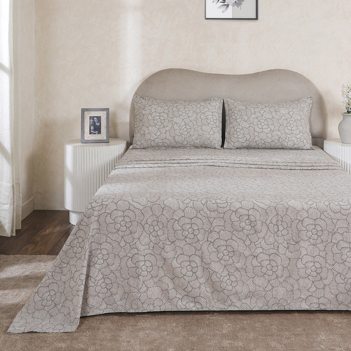 Hermosa Botanic Bloom Florique 100% Cotton Printed Bedsheet with Pillow Case Beige