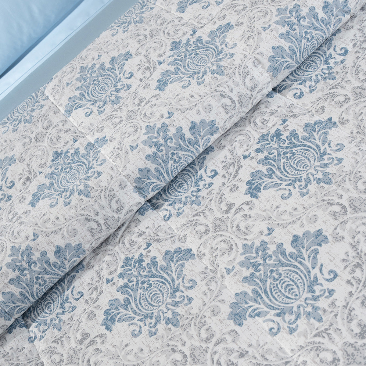 Quilt/Quilted Bed Cover Blue Montclair