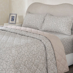 Hermosa Botanic Bloom Florique Quilt Beige