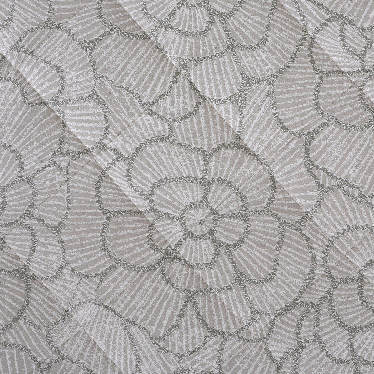 Hermosa Botanic Bloom Florique Quilt Beige