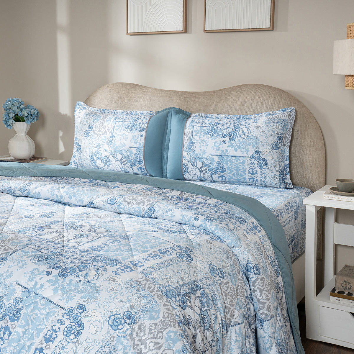 Quilt 110GSM 100% Cotton Shell Ethereal Floral Heritage Garden Forever Blue