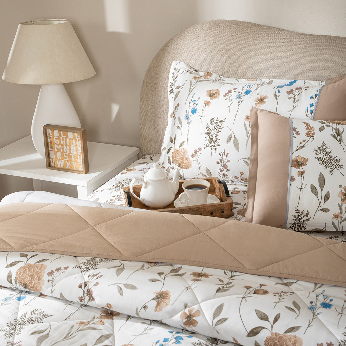 Quilt 100% Cotton Shell Rosellea Heritage Garden Marzipan