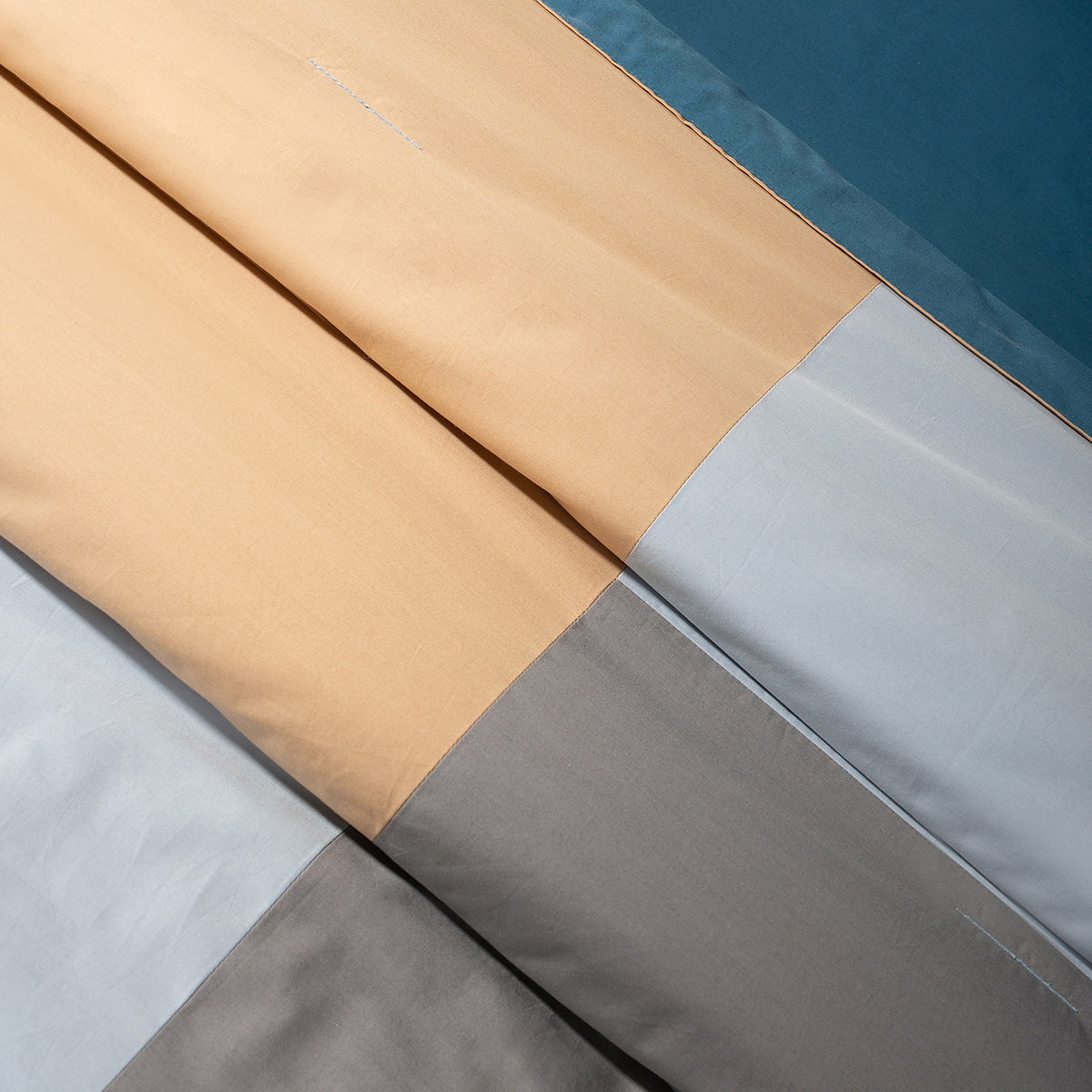 Quilt Set Ideal For Gifting Colorblock Quilt Set Saxsony Blue/Multi