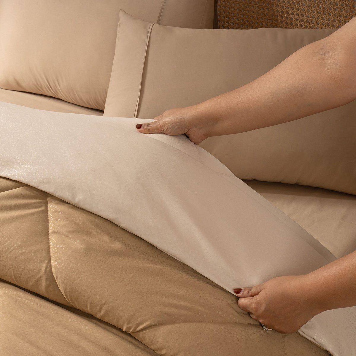 Quilt Set Ideal For Gifting Gravel Quilt Set Warm Sand/Fog