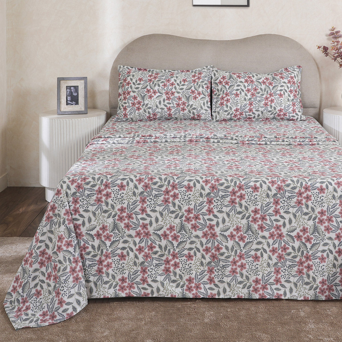 Hermosa Botanic Bloom Fleur Essence 100% Cotton Printed Bedsheet with Pillow Case Red