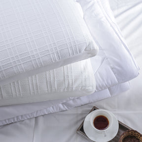 Skin-friendly fabric and posture supporting contour white Pillow