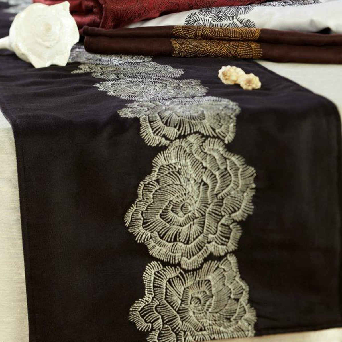 Maspar Floral Ecstasy 100%Polyester Embroidery Machine Runner Black