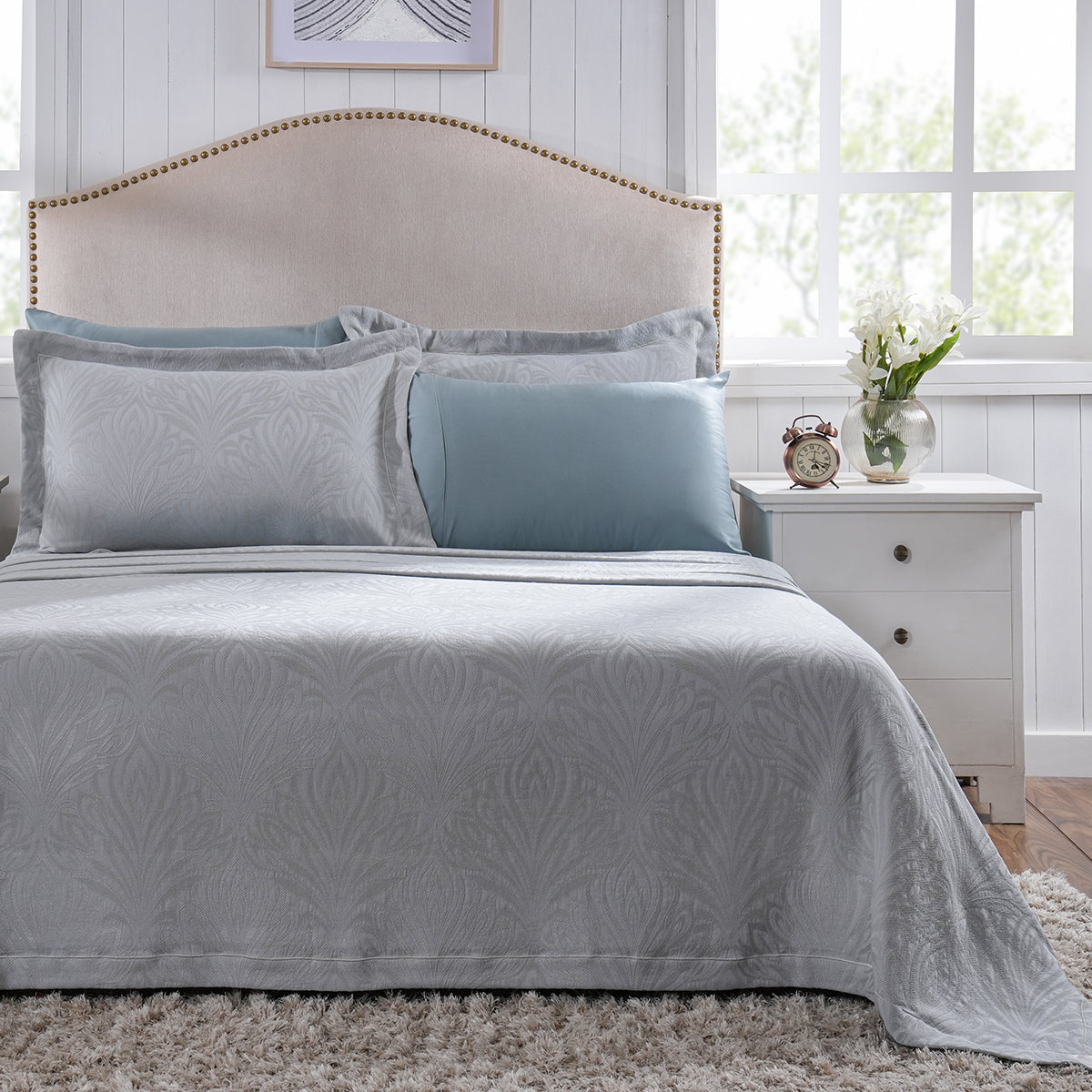 Classical Ornate Acorus Bliss Blend Cotton Bed Cover Blue