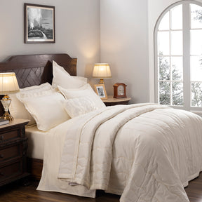 Nostalgic Attire Eiderdown 8PC Quilt/Quilted Bed Cover Set